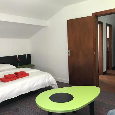 La Maison De Cecile Вантрон