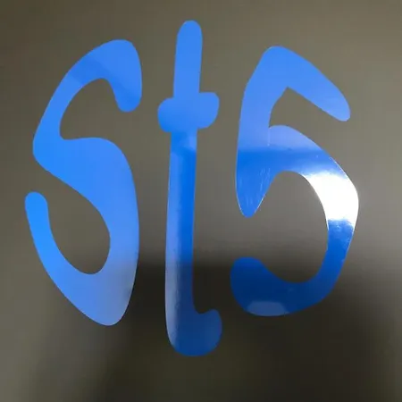 La Maison De Cecile Апартаменты *