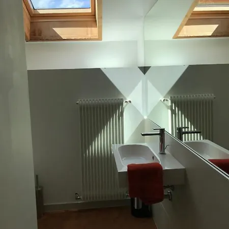 La Maison De Cecile Апартаменты *