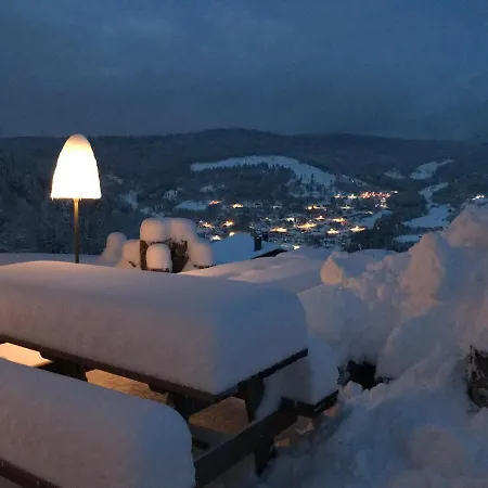 Апартаменты La Maison De Cecile Вантрон